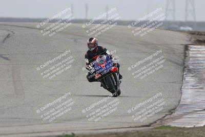 media/Nov-29-2025-TrackDaz (Sat) [[10ae2d9bce]]/B Group/Session 3 (Outside Grapevine)/